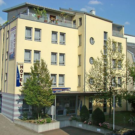 Senator Hotel Франкфурт-на-Майні Екстер'єр фото